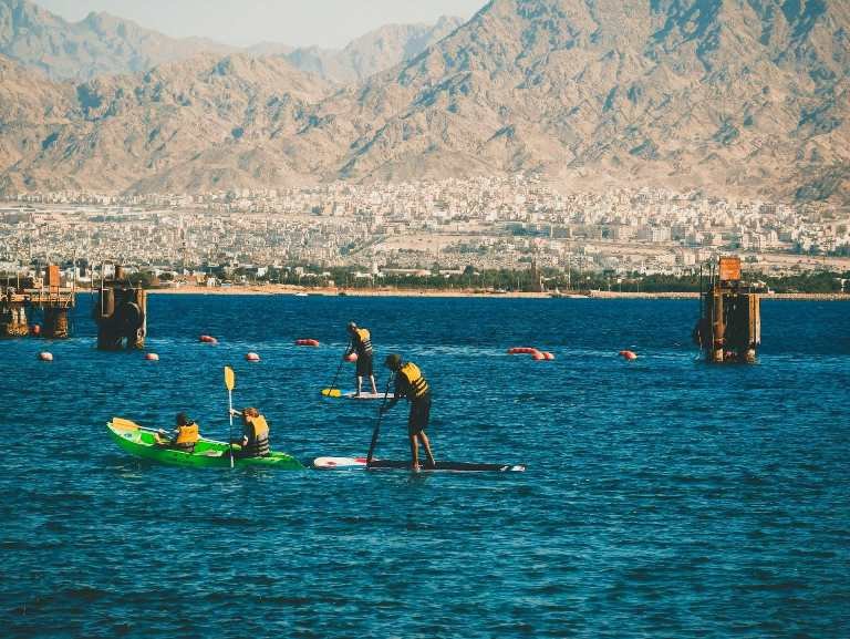 Use stand up paddle board